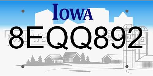 8EQQ892 Iowa License Plate