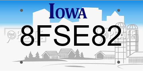8FSE82 Iowa License Plate