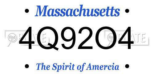 4Q92O4 Massachusetts License Plate