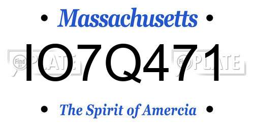 IO7Q471 Massachusetts License Plate