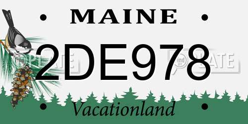 2DE978 Maine License Plate