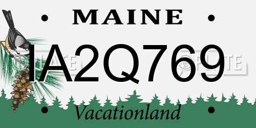 IA2Q769 Maine License Plate