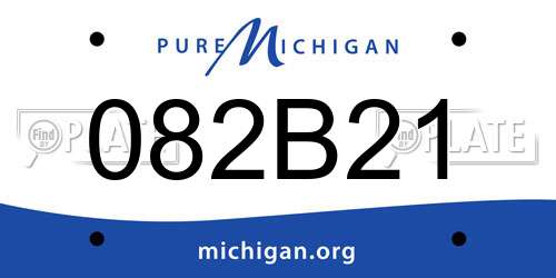 082B21 Michigan License Plate