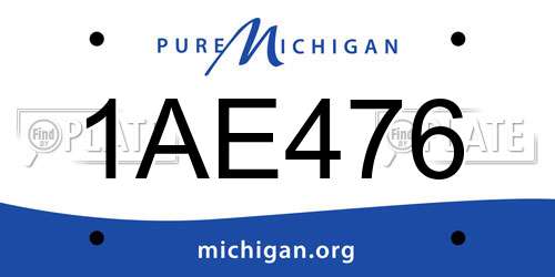 1AE476 Michigan License Plate