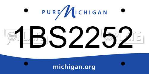 1BS2252 Michigan License Plate