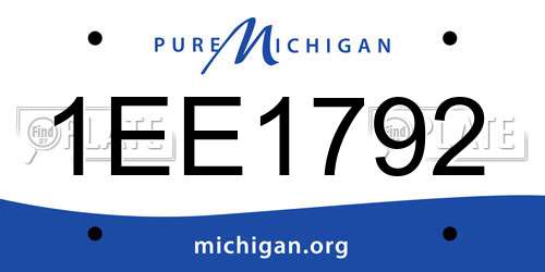 1EE1792 Michigan License Plate