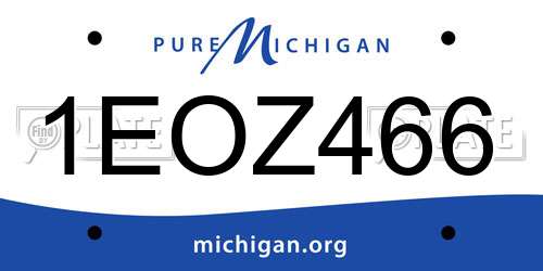 1EOZ466 Michigan License Plate