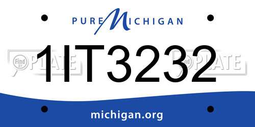 1IT3232 Michigan License Plate