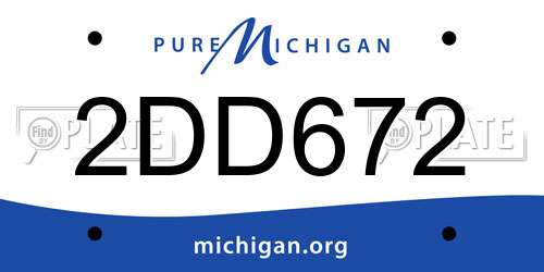 2DD672 Michigan License Plate