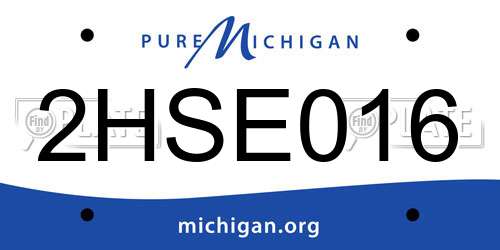 2HSE016 Michigan License Plate
