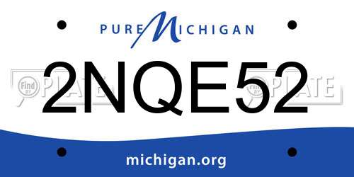 2NQE52 Michigan License Plate
