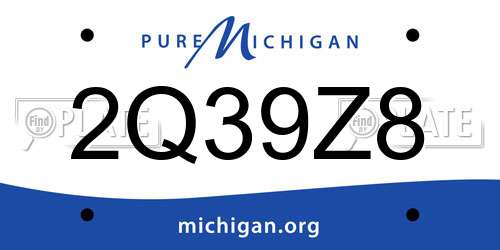 2Q39Z8 Michigan License Plate
