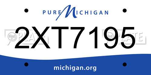 2XT7195 Michigan License Plate