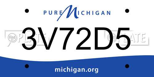 3V72D5 Michigan License Plate