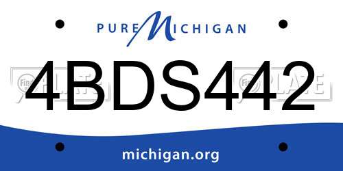 4BDS442 Michigan License Plate