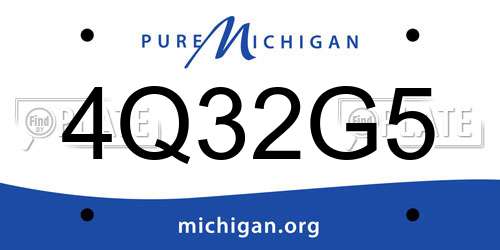 4Q32G5 Michigan License Plate