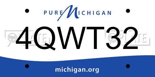 4QWT32 Michigan License Plate