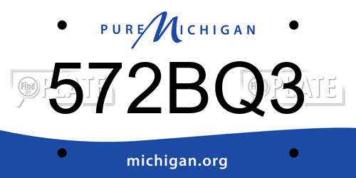 572BQ3 Michigan License Plate