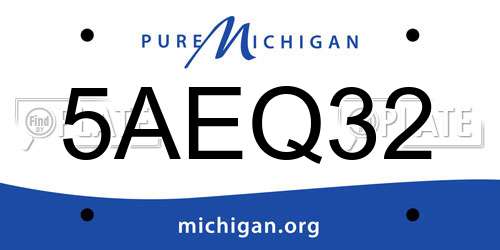 5AEQ32 Michigan License Plate
