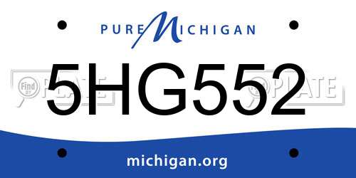 5HG552 Michigan License Plate