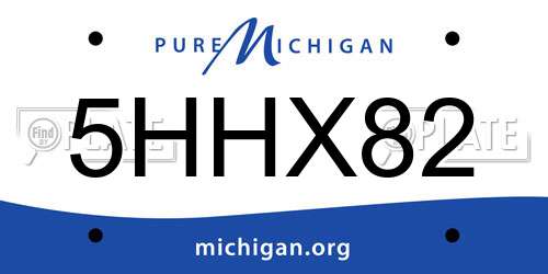 5HHX82 Michigan License Plate