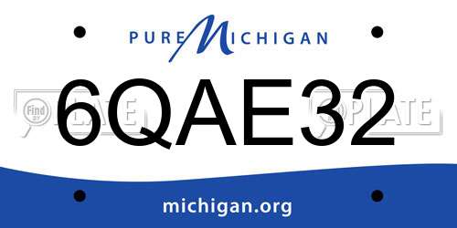 6QAE32 Michigan License Plate