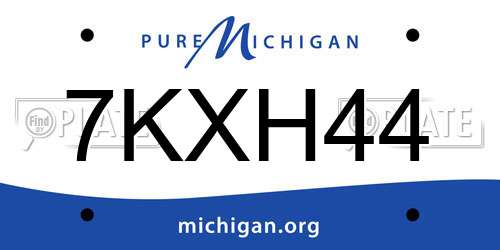 7KXH44 Michigan License Plate