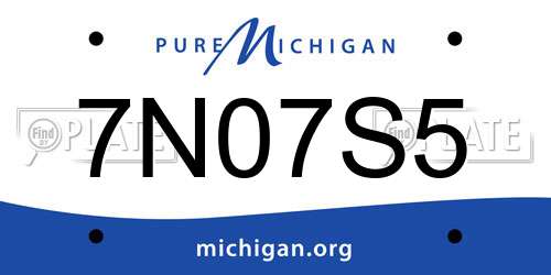 7N07S5 Michigan License Plate