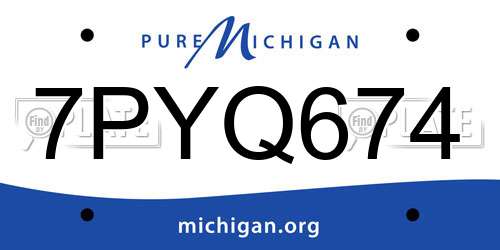 7PYQ674 Michigan License Plate