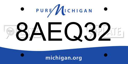8AEQ32 Michigan License Plate