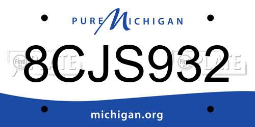 8CJS932 Michigan License Plate