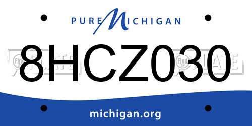 8HCZ030 Michigan License Plate
