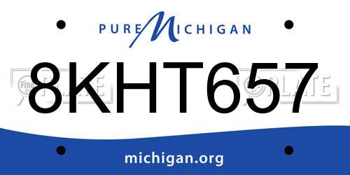 8KHT657 Michigan License Plate