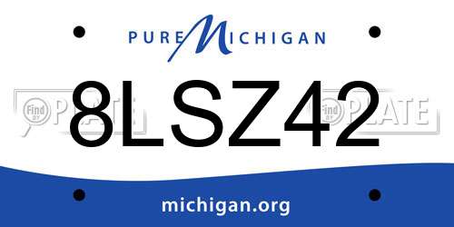 8LSZ42 Michigan License Plate