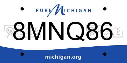8MNQ86 Michigan License Plate