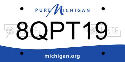 8QPT19 Michigan License Plate