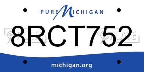 8RCT752 Michigan License Plate