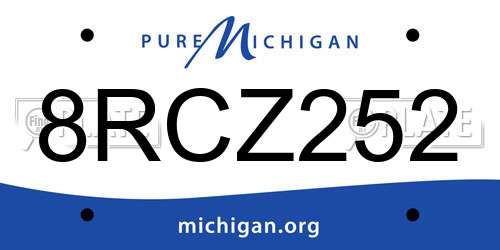 8RCZ252 Michigan License Plate