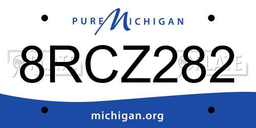 8RCZ282 Michigan License Plate