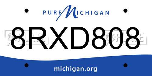 8RXD808 Michigan License Plate
