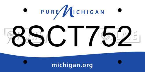 8SCT752 Michigan License Plate