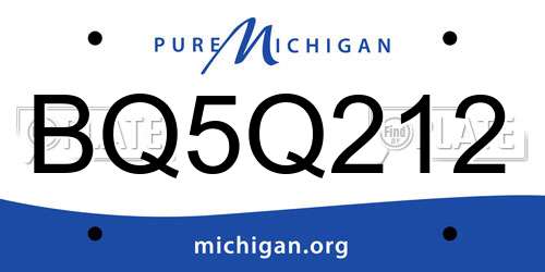 BQ5Q212 Michigan License Plate