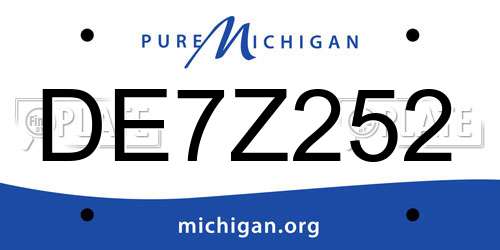 DE7Z252 Michigan License Plate