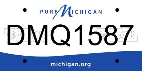 DMQ1587 Michigan License Plate
