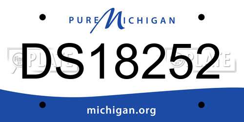 DS18252 Michigan License Plate