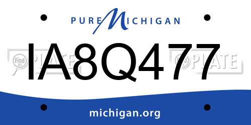 IA8Q477 Michigan License Plate