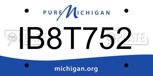 IB8T752 Michigan License Plate