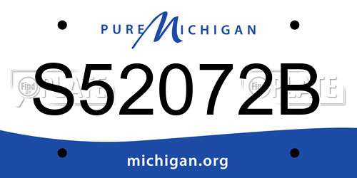 S52072B Michigan License Plate