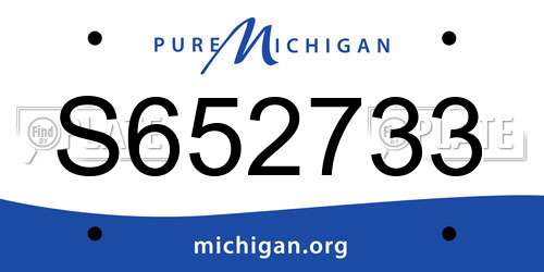 S652733 Michigan License Plate
