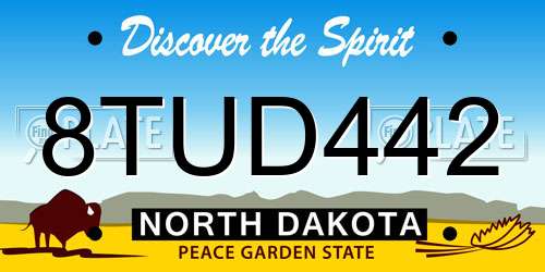 8TUD442 North Dakota License Plate